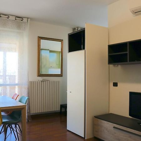 Happy Flat With Terrace Leilighet Milano Eksteriør bilde