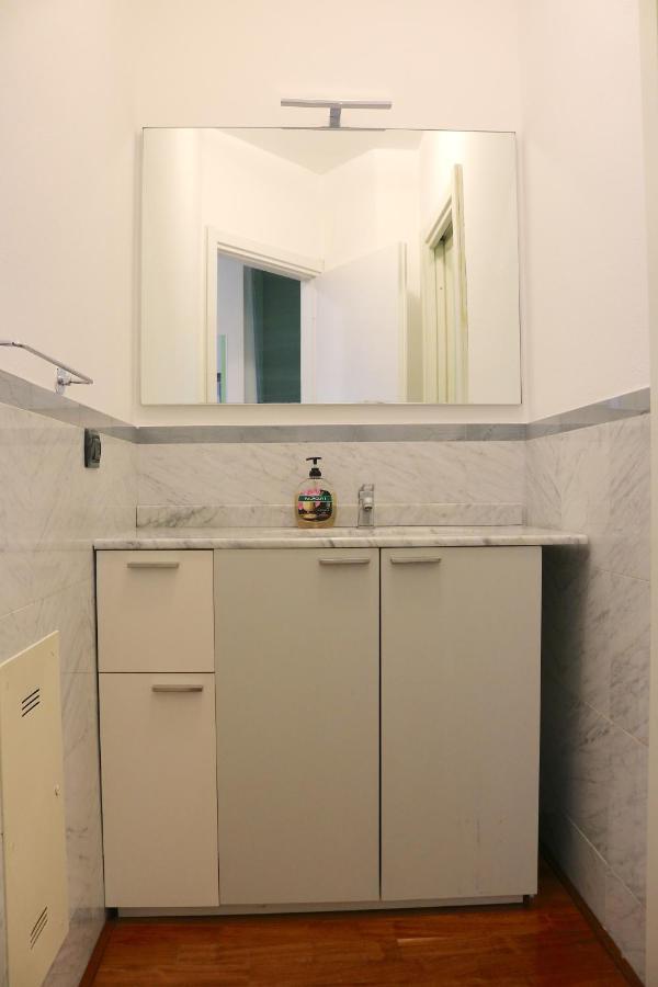 Happy Flat With Terrace Leilighet Milano Eksteriør bilde